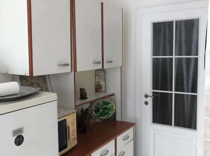 Апартаменти Grig Apartament Бухарест